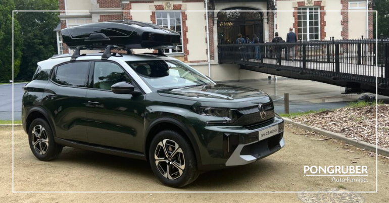 "Citroën hat (..) den Aircross präsentiert. Der SUV im B-Segment überrascht nicht nur mit einem günstigen Einstandspreis, sondern auch mit sieben Sitzen, zumindest bei den Varianten mit Verbrennungsmotor. Der C3 Aircross basiert auf der Smart-Car-Plattform (…). Mit 4,39 Meter Länge und 1,66 Meter Höhe ist er allerdings ein vollwertiges Kompakt-SUV, auch die Bodenfreiheit mit beachtlichen 20 Zentimeter passt dazu hervorragend”, schreibt der Redakteur von mycar.net.Den ganzen Beitrag findest du hier: <a href="https://www.mycar.net/citroen-c3-aircross-7-sitze-zum-spartarif/">Citroen C3 Aircross-7 Sitze zum Spartarif - Mycar</a>  <span style="font-size: 8pt;">Quelle: Stellantis; www.mycar.net</span>Sie haben Fragen zum Citroën Produktfolio oder wünschen eine Probefahrt?  Unser Vertriebsteam steht bei Fragen gerne unter <a href="tel:+43662480067">+43 662 480067</a> – oder schicken Sie uns ein Mail an <a href="mailto:verkauf@pongruber.at">verkauf@pongruber.at </a>  <strong>Wir freuen uns auf Ihre Anfrage!</strong>